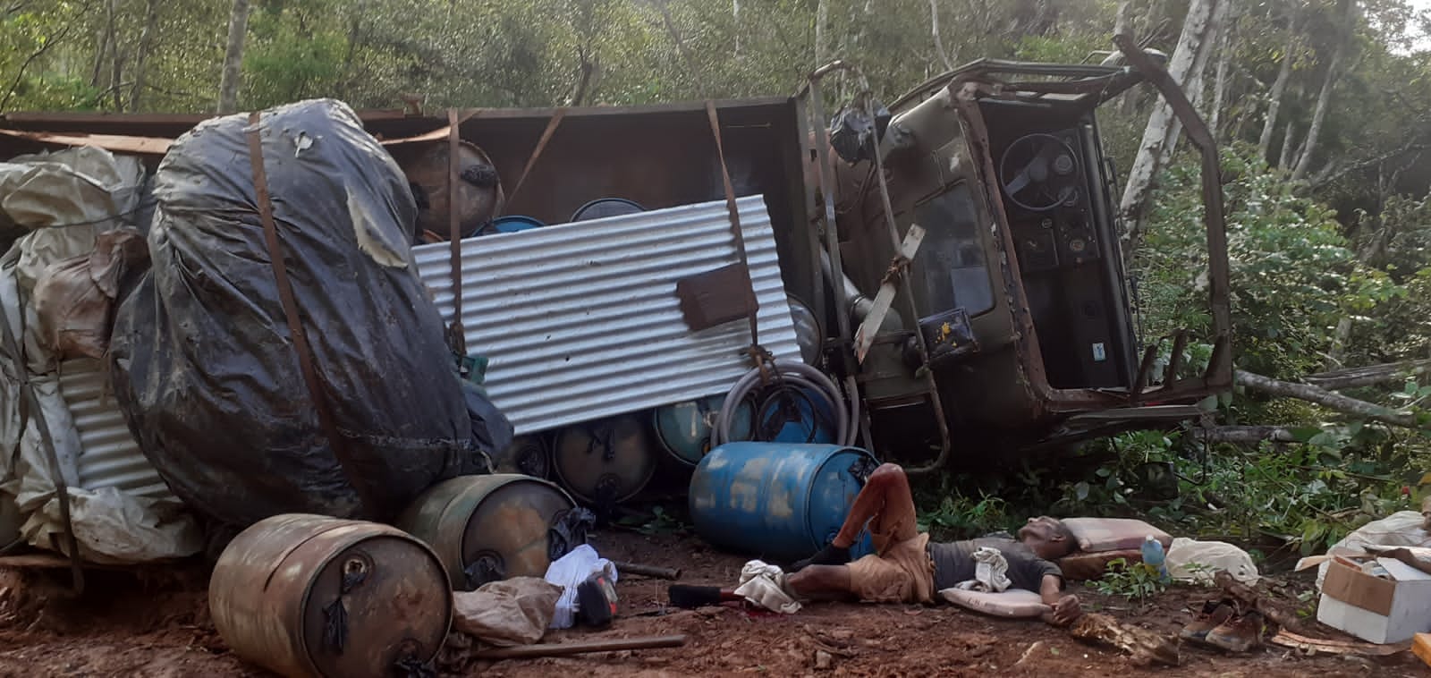 Driver injured after truck topples down hill in North Pakaraima
